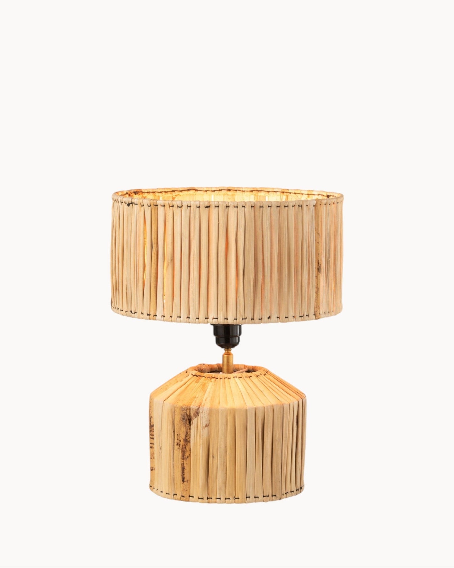Natural Bamboo Table Lamp – 35 cm Compact Design for Bedside or Living Room Use, E27 Socket, Warm Illumination 3