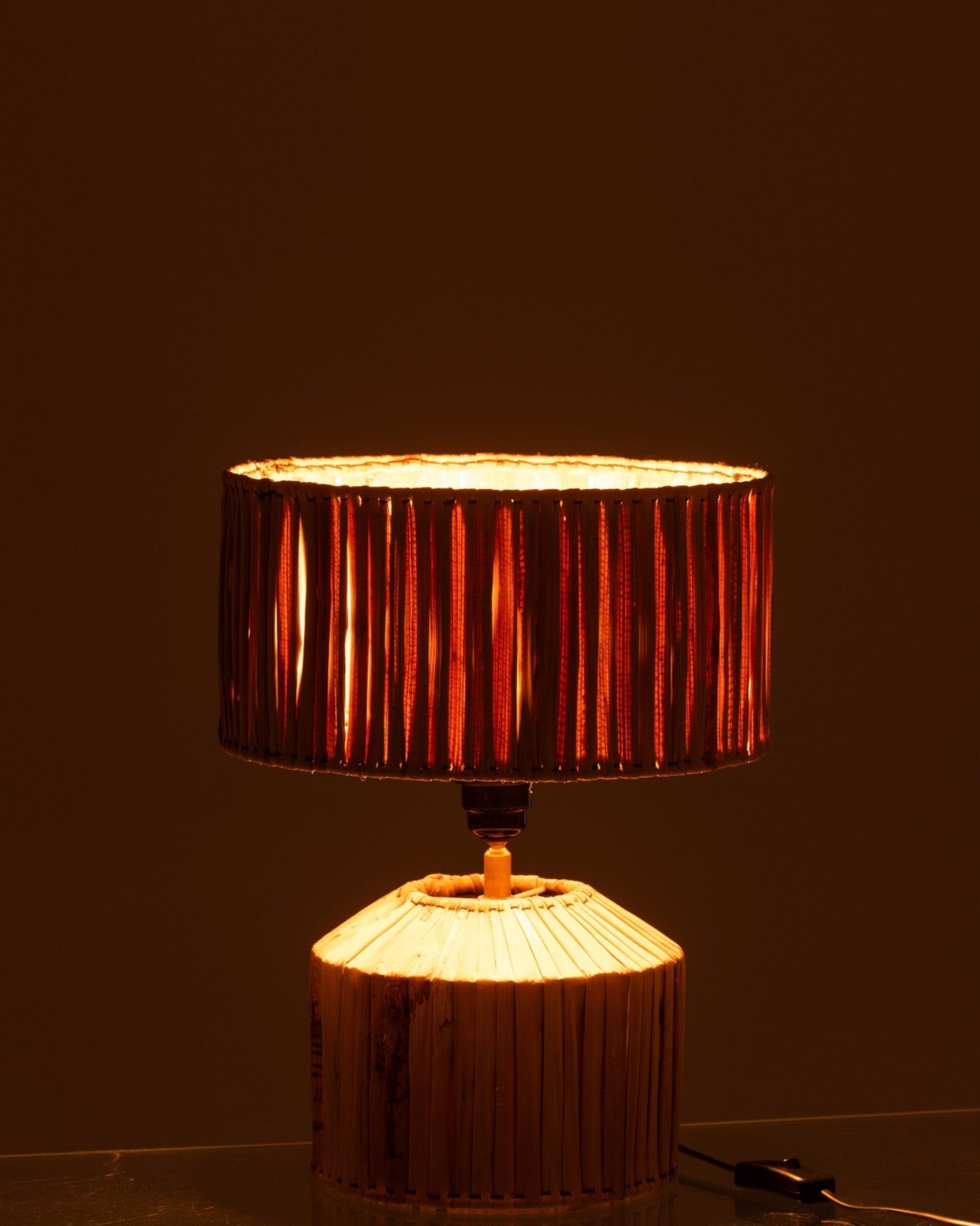 Natural Bamboo Table Lamp – 35 cm Compact Design for Bedside or Living Room Use, E27 Socket, Warm Illumination 2